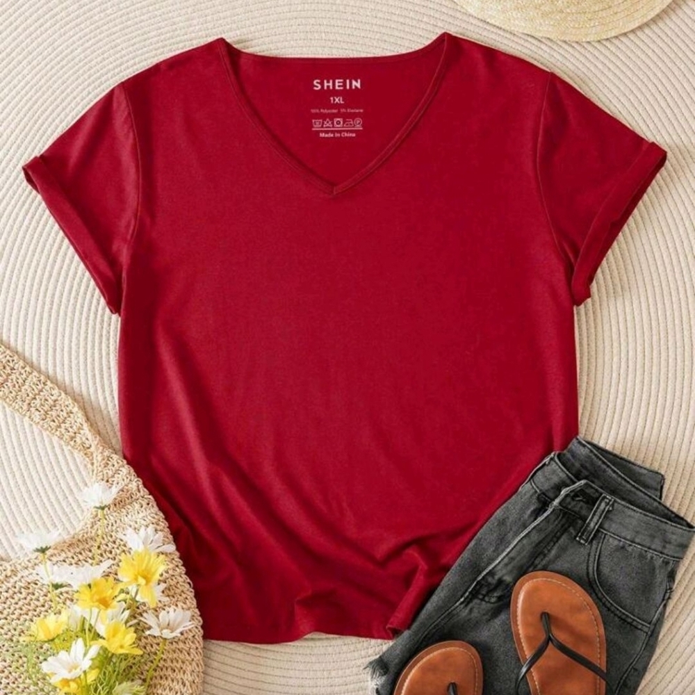 Plus Size Classic Red V-Neck Tee